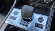 Jaguar F-Pace 2.0 D200 R-Dynamic Black 5dr Auto AWD Diesel Estate